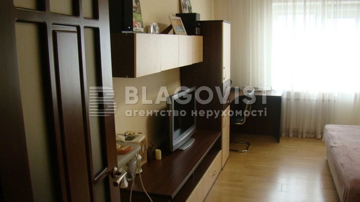 Продам 1кімнатну квартиру вул. Федора Ернста 6 Соломянській район - фото 1