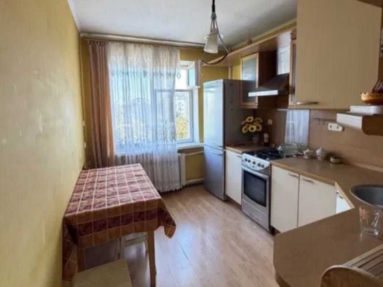 Продаж 2к квартири вул. Шовкуненко