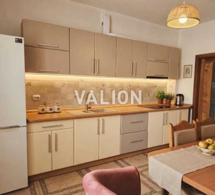 Продам 3-кімнатну квартиру з ремонтом вул.Кадетський Гай 3 - фото 1