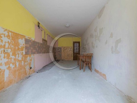 Продаж 2к квартири 85м2 Степана Рудницького 9