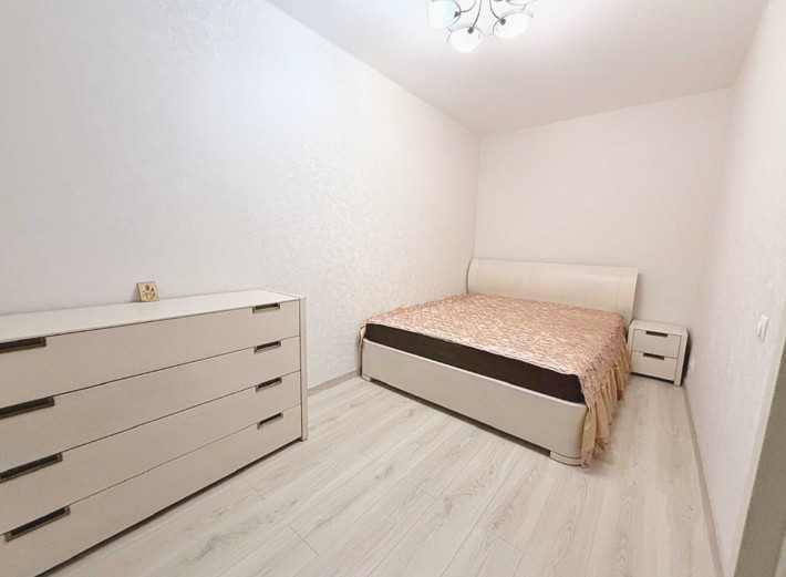 Продається 3-к.квартира. М СВЯТОШИН - фото 1