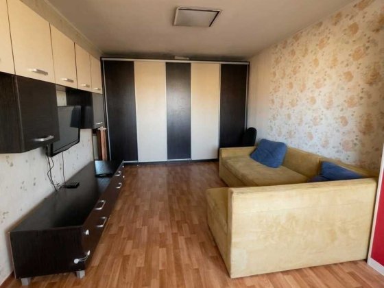Продаж 1к квартири 38 кв. м на вул. Рональда Рейгана 26