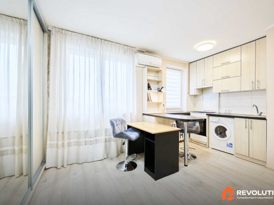 Без комісії. Продаж 1к квартири 21.4м2, вул.Сім'ї Ідзиковських 17 Солом'янський р-н, єВідновлення Киев