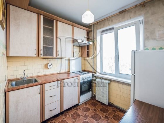 Продаж 3 кімнатна квартира Мілютенка 11/Лісовий масив/Чернігівська/Лісова/Кіото