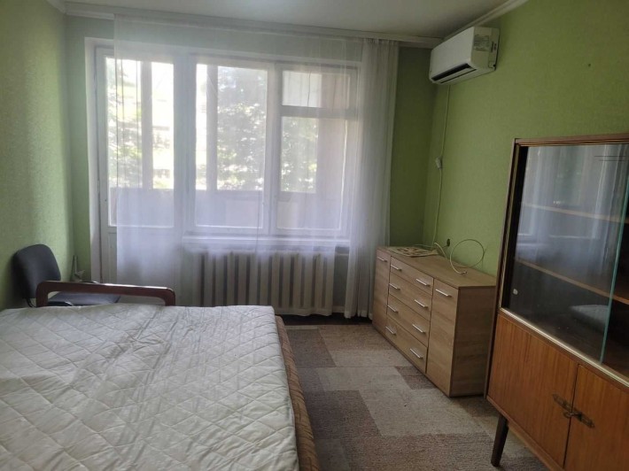 Продам 1к Солом'янський р-н вул Ушинського  буд 23 - фото 1