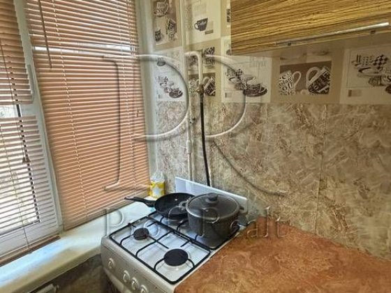 Продаж 1 кімн. квартири за адресою Повітряних Сил, 62. Солом'янський район/Чоколівка/Олександрівська