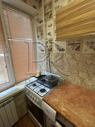 Продаж 1 кімн. квартири за адресою Повітряних Сил, 62. Солом'янський район/Чоколівка/Олександрівська - фото 1
