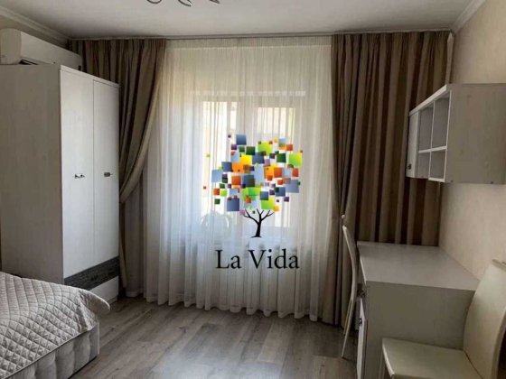 Держпрограми Продаж 3к квартири, Лаврухіна, 11, поруч ТРЦ Район