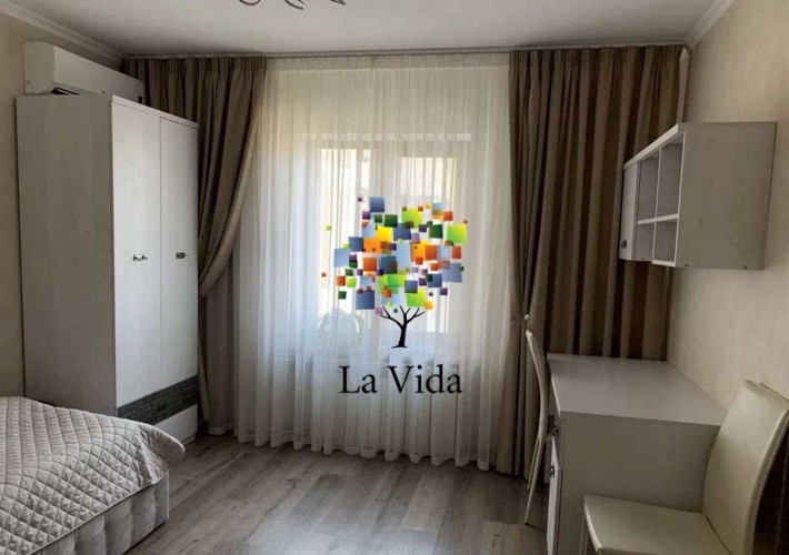 Держпрограми Продаж 3к квартири, Лаврухіна, 11, поруч ТРЦ Район - фото 1