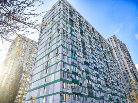 Продається квартира в ЖК «Грюнвальд», вул. Клавдіївська, 40Г