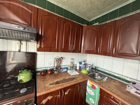 Продаж 2х кімнатної Семеренка 14/9