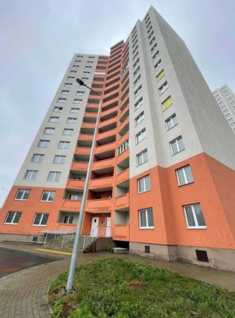 ТЕРМІНОВО! Продаж просторої 3-кімнатної квартири на вул. Милославській, 18. - фото 1