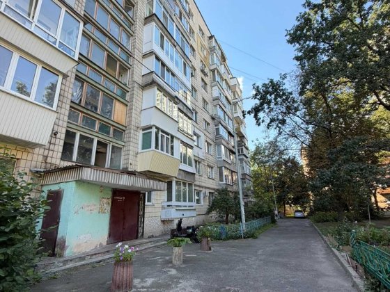 10 хв пішки до м. Житомирська!! Продаж 1кім. Квартири 44,3м2,пр-т Берестейський 116А