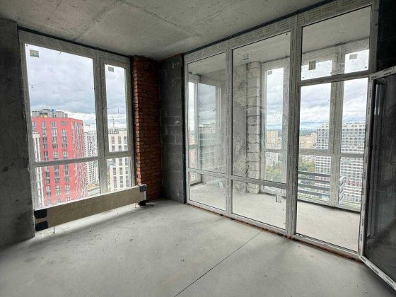 Продаж видової 2-кімнатної квартири 72,7 м² у ЖК «Варшавський Плюс»