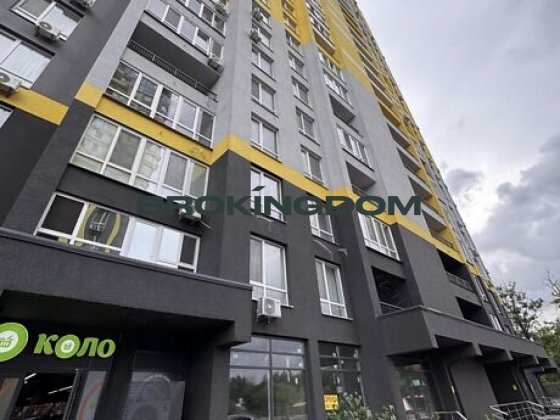 3 кім. кв. 81 кв. м  вул. Кадетський Гай 10.єОселя Киев