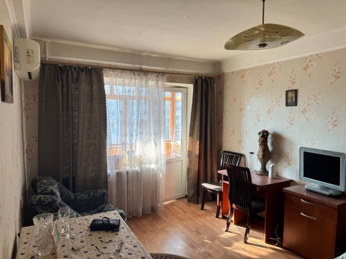 БЕЗ КОМІСІЇ Продаж 1 кімнатної  квартири  Леся Курбаса 2/13 Святошинський район - фото 1