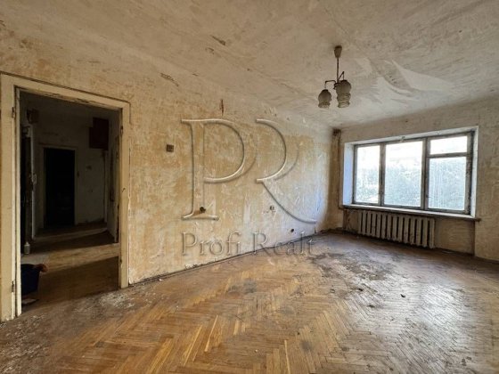 Продаж 2 кімн. квартири Солом'янський р-н, Липківського Василя 37