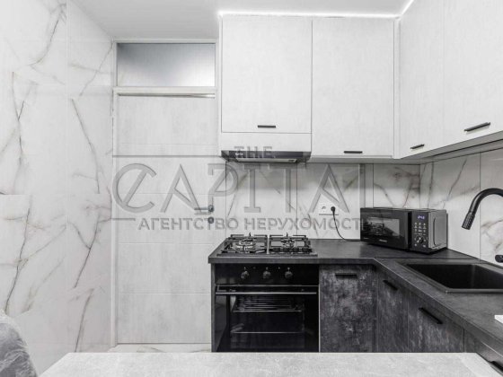 Продаж / Квартира / Оболонський район / вул. Архипенка Олександра