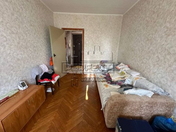 Продаж 2к квартири Івашкевича 3 / Ивашкевича 3