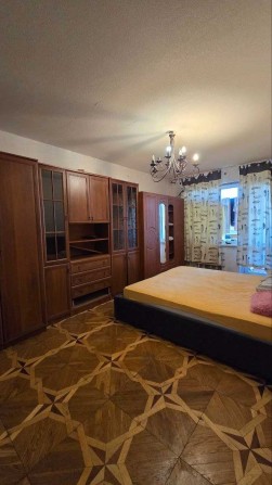 Терміново продам затишну та простору 3 кімнатну квартиру з частковим ремонтом - фото 1