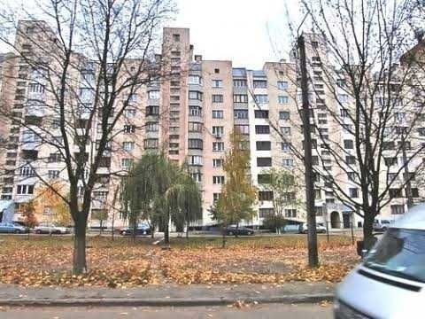 Продам 2к.квартиру пр.Леся Курбаса, 1-Б - фото 1