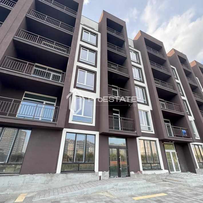 Продам 2-кімн. квартиру ЖК Q-smart Троєщина 70,8 м² - фото 1