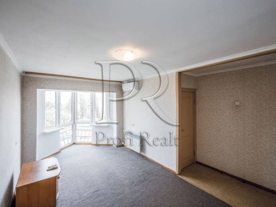 Продаж 2 кімн. квартири за адресою бул. Чоколовський 37