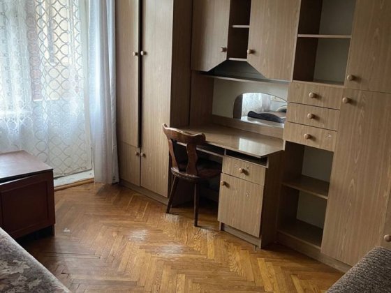 Продаж 2к квартири на Борщагівці, вул. Зодчих, 14 | Цегляний будинок, тихий двір