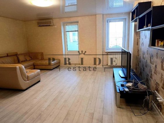 Продаж 3-к квартири. П-т Берестейський