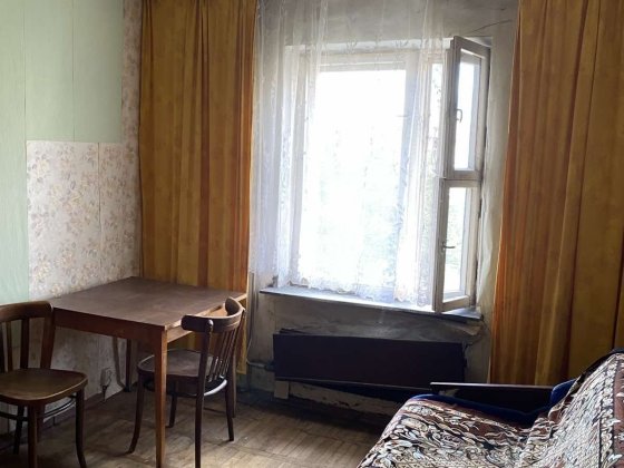 продам 1-кім.квартиру. Галицька 11