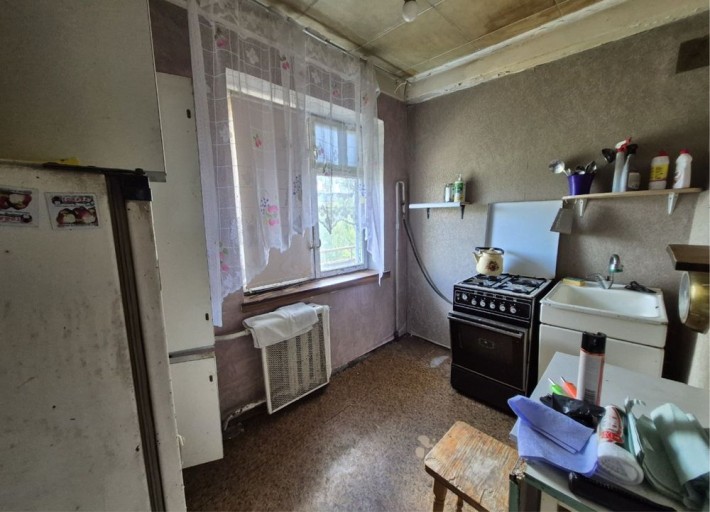 Продається 2к, 9/9, 46 М2,  Зодчих 62-А. Шпалерний ринок - фото 1