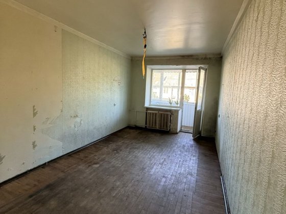 Продам 2х-кімнатну квартиру! Соломенку! Берегового, 23