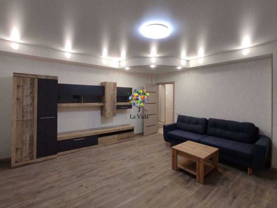 Продаж 2к квартири вул. Кубанської України, 33А