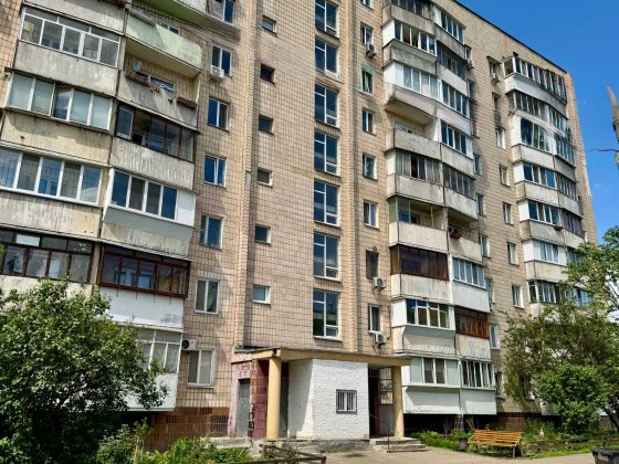 Продаж 1 кімн. квартири 34.6м2 по вулиці Олега Мудрака 19 - ст.м. Академмістечко