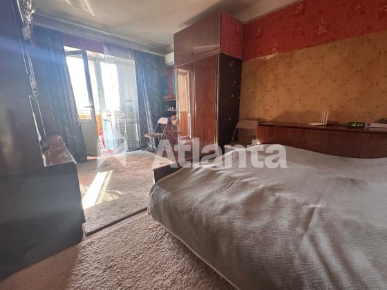 Продаж 1-кім. квартири на Виноградарі .