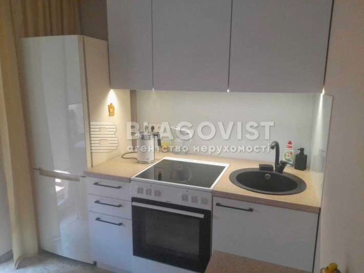 Продаж 1  кімнатна квартира Коласа Якуба, 4а,  Серія Т4, ст Святошин, Святошинский район - фото 1