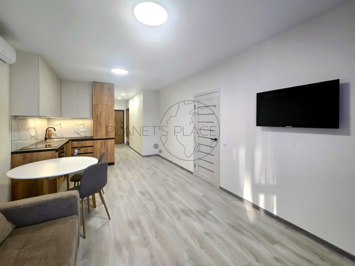 Продаж 1к. квартири ЖК Варшавський 3, вул. О. Олеся, 23А, будинок 10.3 - фото 1