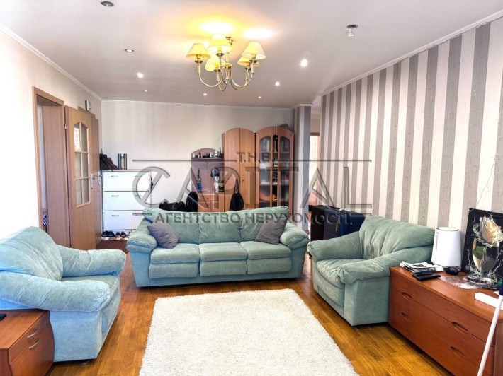 Продаж 3-к квартири Святошинська площа 1 м.Житомирська 3хв пішки - фото 1