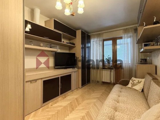 2-кімнатна квартира з меблями і технікою .Соломенський р-н Киев
