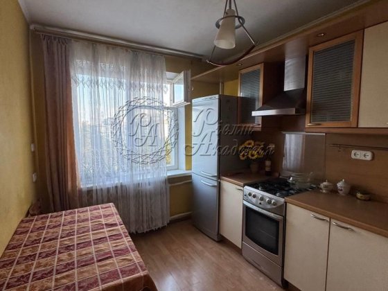 Продаж квартири вул.Шовкуненка метро Вокзальна,57 м2,2 кімнати Солом'янський Парк