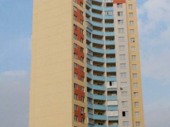Продам 1-кімнатну квартиру з лоджією, Милославська 2-Б, Троєщина. Документи більше трьох років.