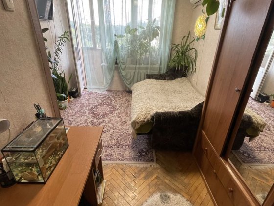 Продам однокімнатну Куренівка