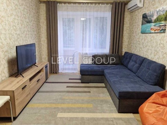 Продаж 2-кімнатної квартири з ремонтом  вул. Петра Радченка, 21А