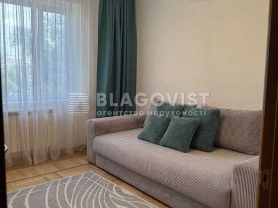 Продаж 3-кімн. просторої квартири 74 м.кв. з ремонтом. Оноре де Бальзака, 55 Троєщина