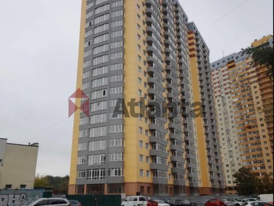 ПРОДАЖ 2- кімнатна квартира без ремонту ЖК Міністерський, Оболонь