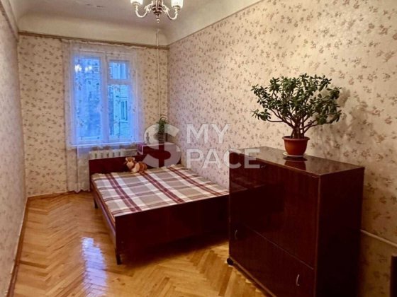 Продаж 2к квартири на Спаській 25Д в центрі Подолу Контрактова площа Киев
