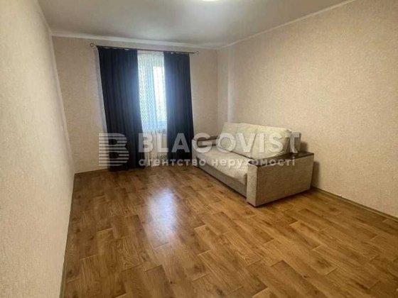 Продаєься 2 кімнатна квартира Закревського  Миколи, 97а, Милославичі