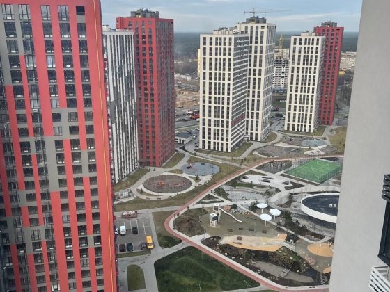 Продаж 3 кiмнатна, пентхаус