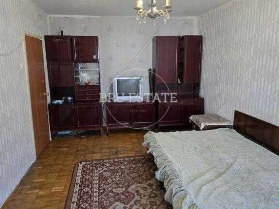 Продам 1 к вул.Бальзака 56 Троещина