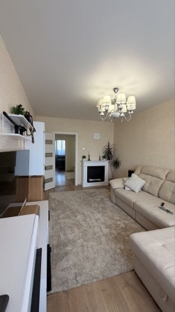 Продаж 2-кімнатної квартири 70 м² - фото 1